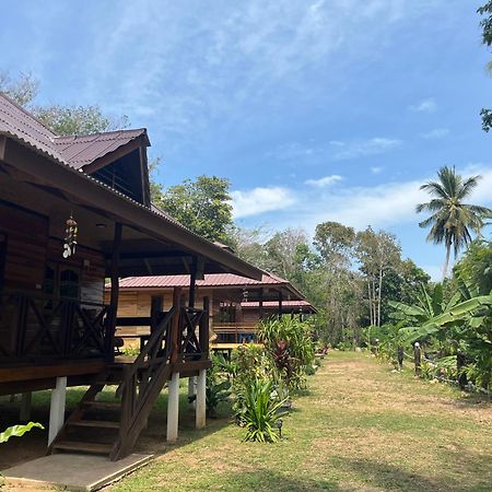 Koh Jum Home Stay Esterno foto