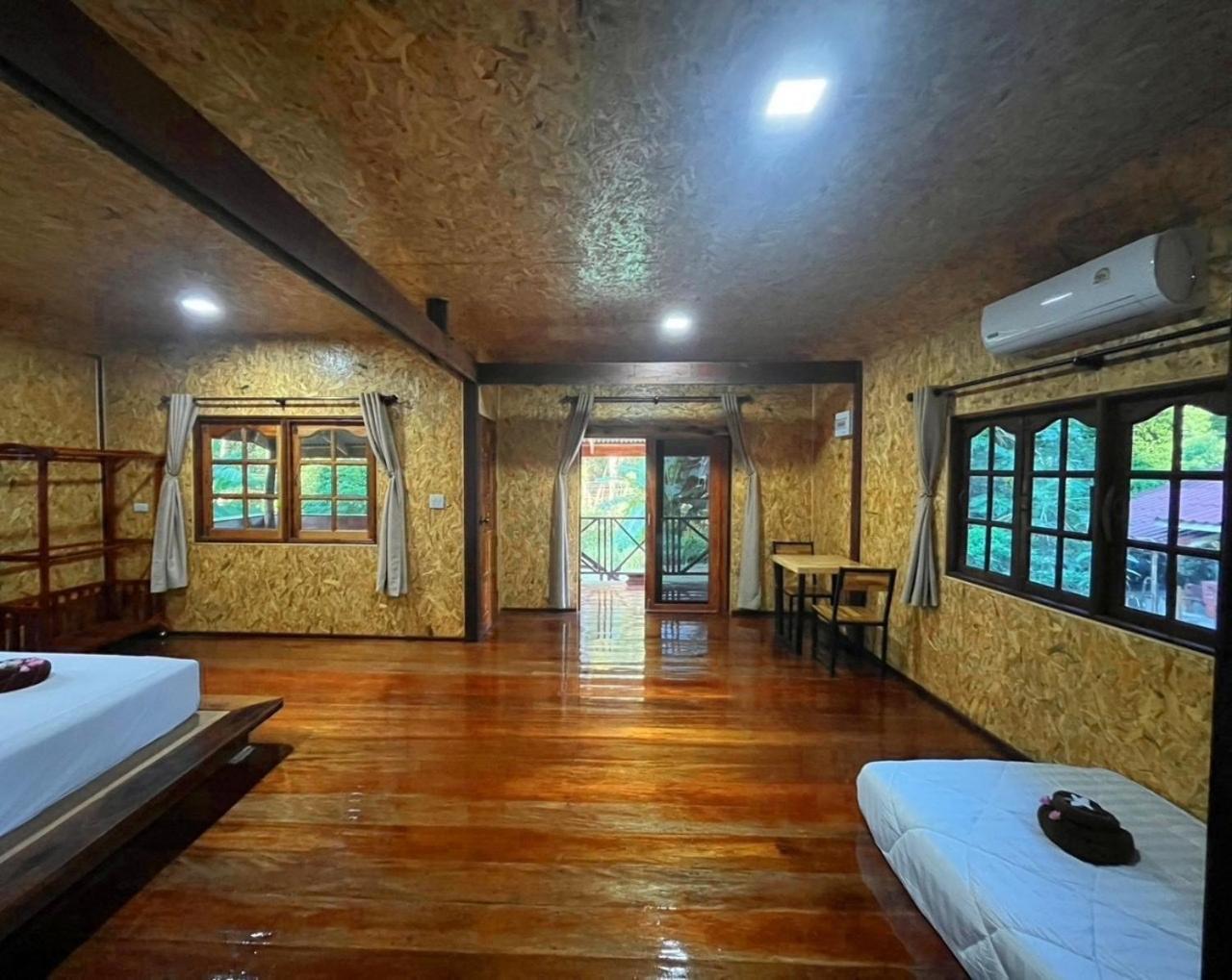 Koh Jum Home Stay Esterno foto
