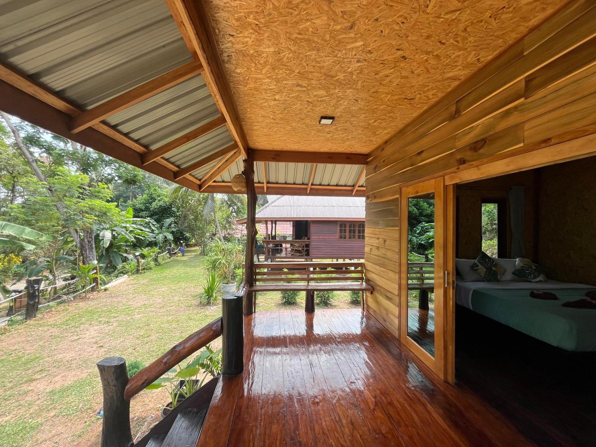Koh Jum Home Stay Esterno foto